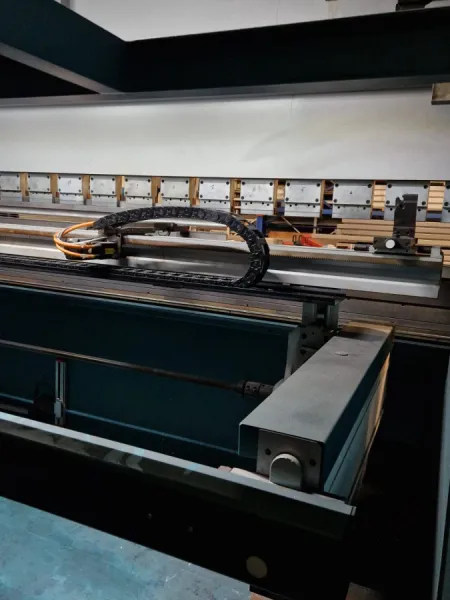 Salvagnini B3 320-4250 Abkantpresse
